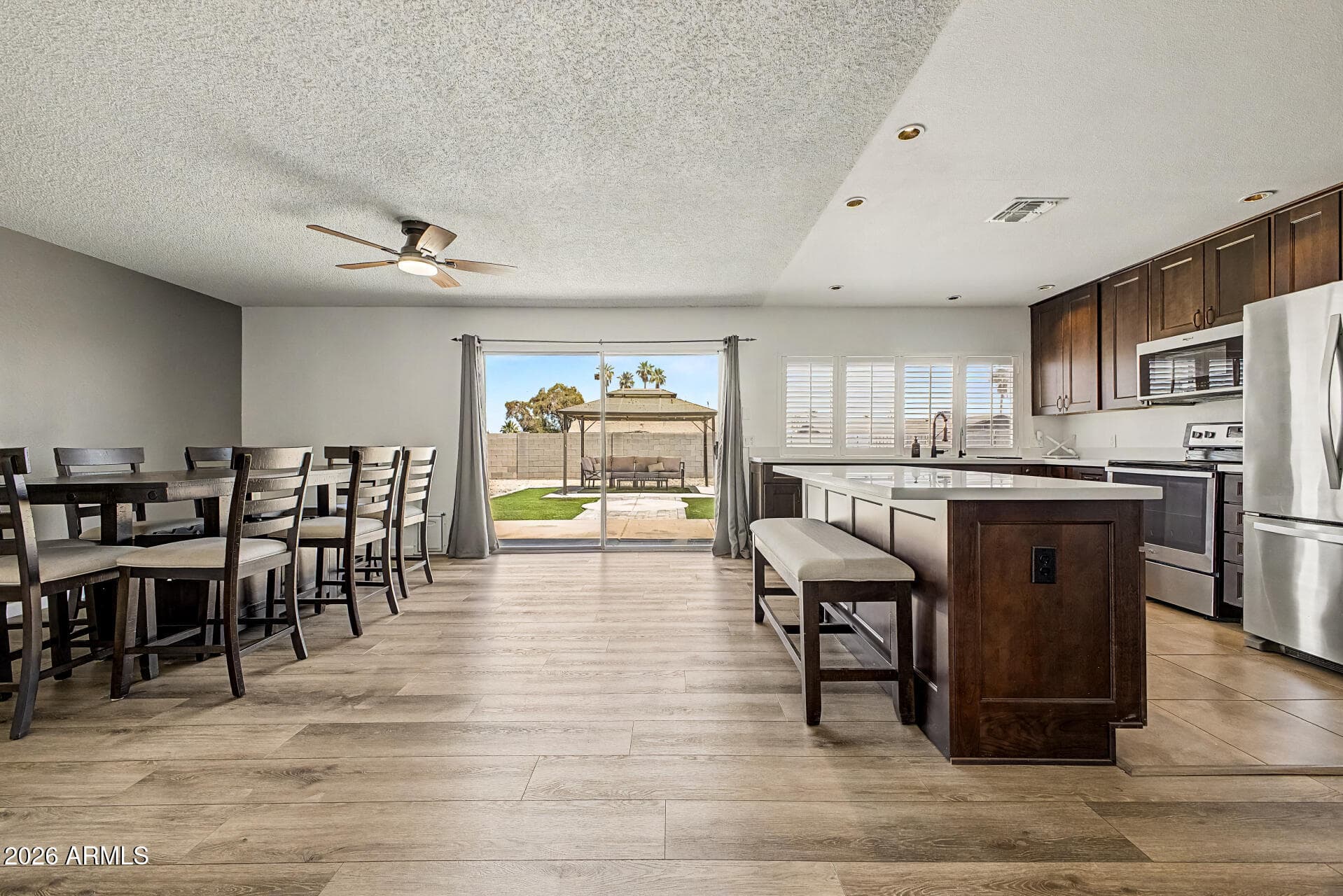926 W APOLLO Avenue, Tempe, AZ 85283 — photo 15 of 48