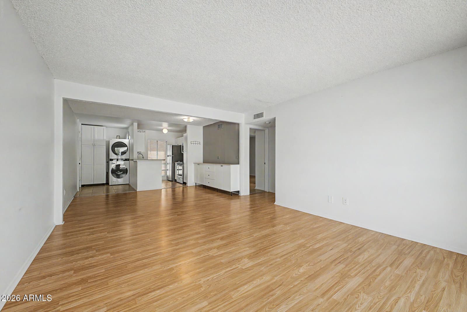 1701 W TUCKEY Lane 233, Phoenix, AZ 85015 — photo 4 of 28
