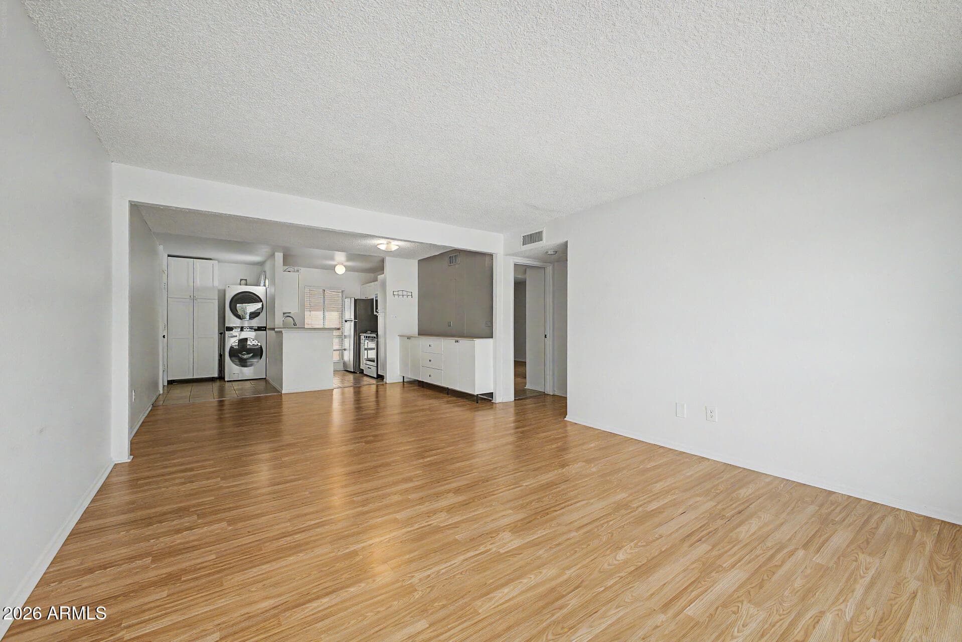 1701 W TUCKEY Lane 233, Phoenix, AZ 85015 — photo 4 of 28