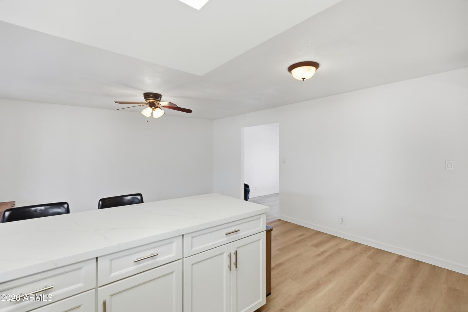 556 N HOBSON Plaza, Mesa, AZ 85203 — photo 14 of 27