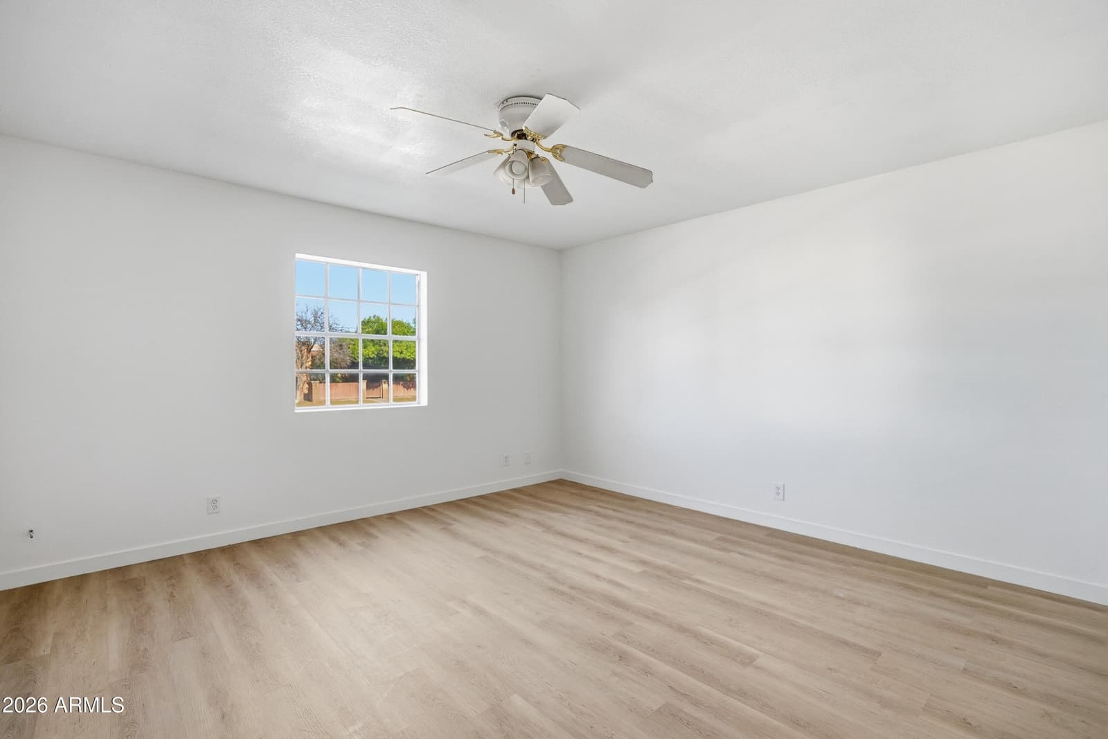 556 N HOBSON Plaza, Mesa, AZ 85203 — photo 15 of 27