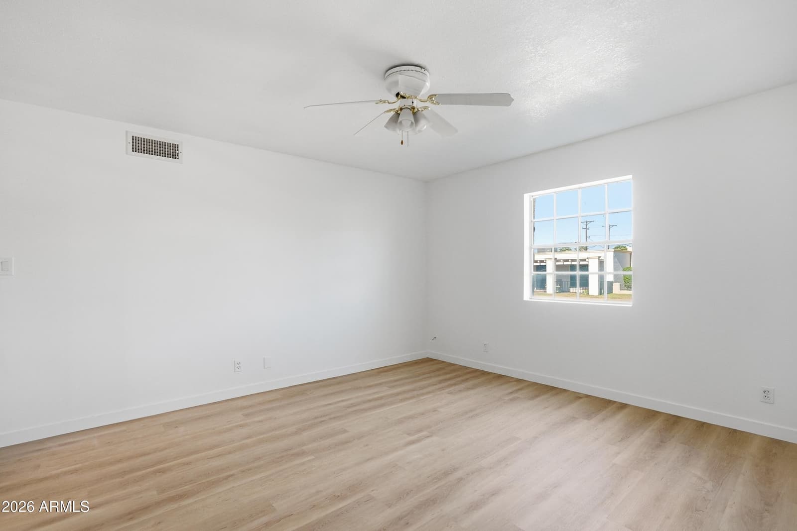 556 N HOBSON Plaza, Mesa, AZ 85203 — photo 17 of 27