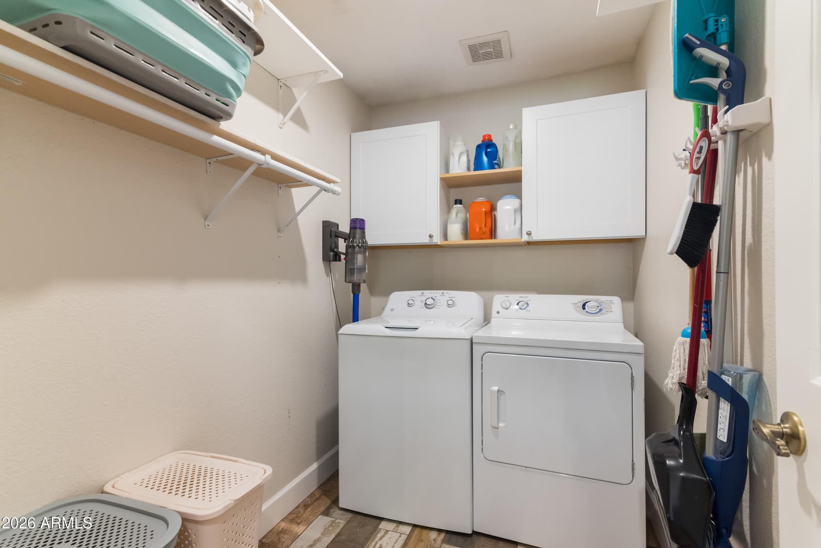 9022 S ASH Avenue, Tempe, AZ 85284 — photo 40 of 45