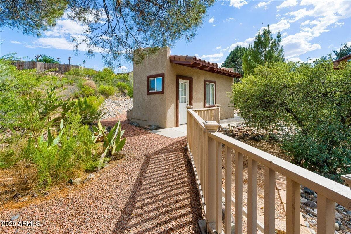 1646 S CACTUS WREN Road, Cottonwood, AZ 86326 — photo 12 of 41
