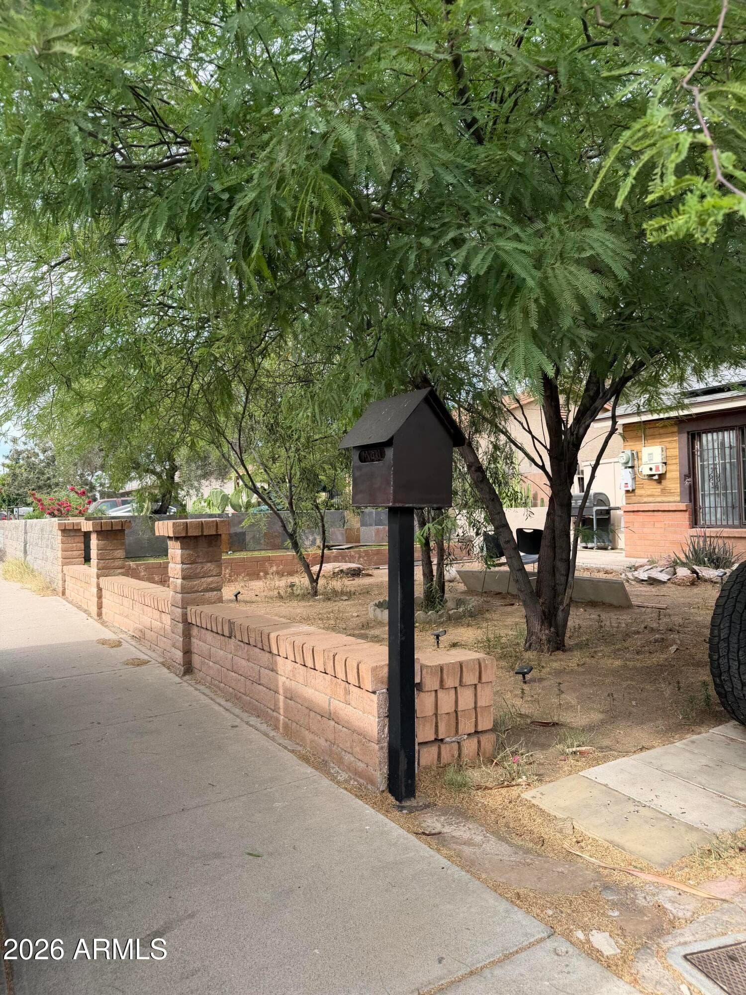 2509 N 49TH Avenue, Phoenix, AZ 85035 — photo 2 of 40