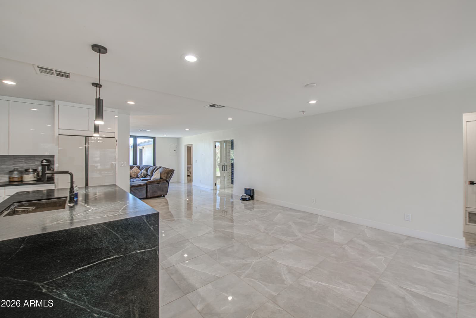1261 E CAMBRIDGE Avenue, Phoenix, AZ 85006 — photo 17 of 46