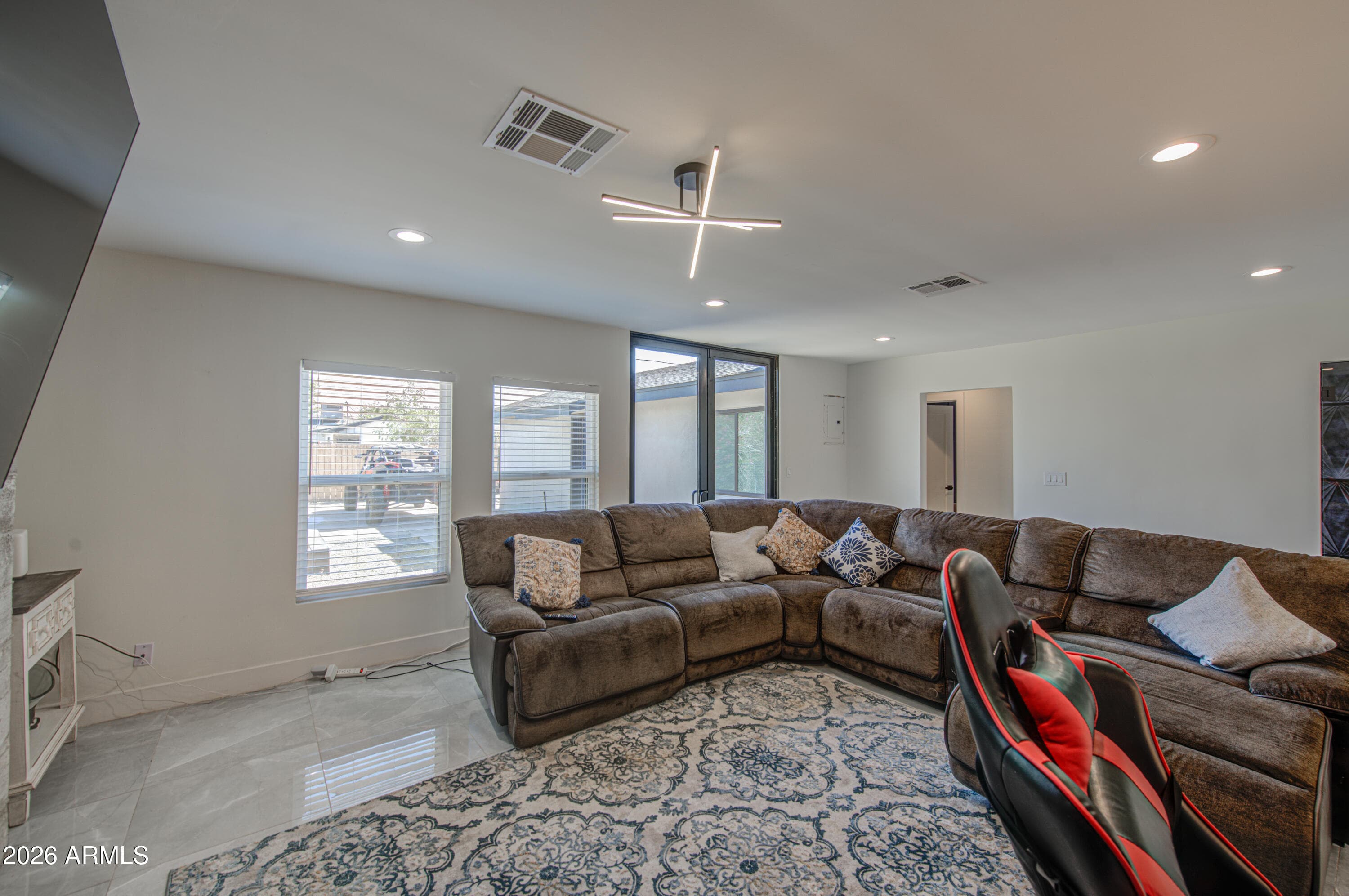 1261 E CAMBRIDGE Avenue, Phoenix, AZ 85006 — photo 24 of 46