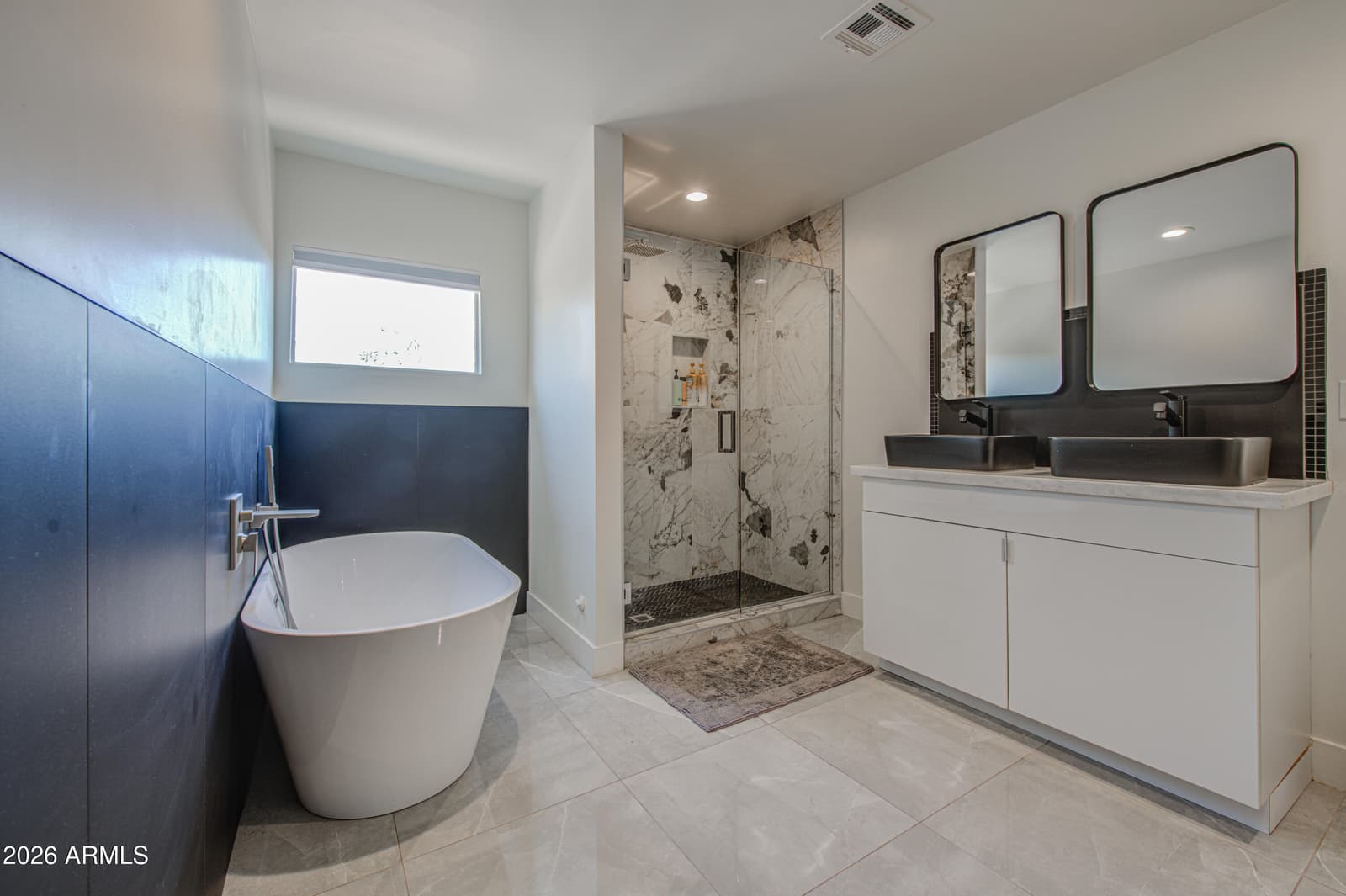 1261 E CAMBRIDGE Avenue, Phoenix, AZ 85006 — photo 32 of 46