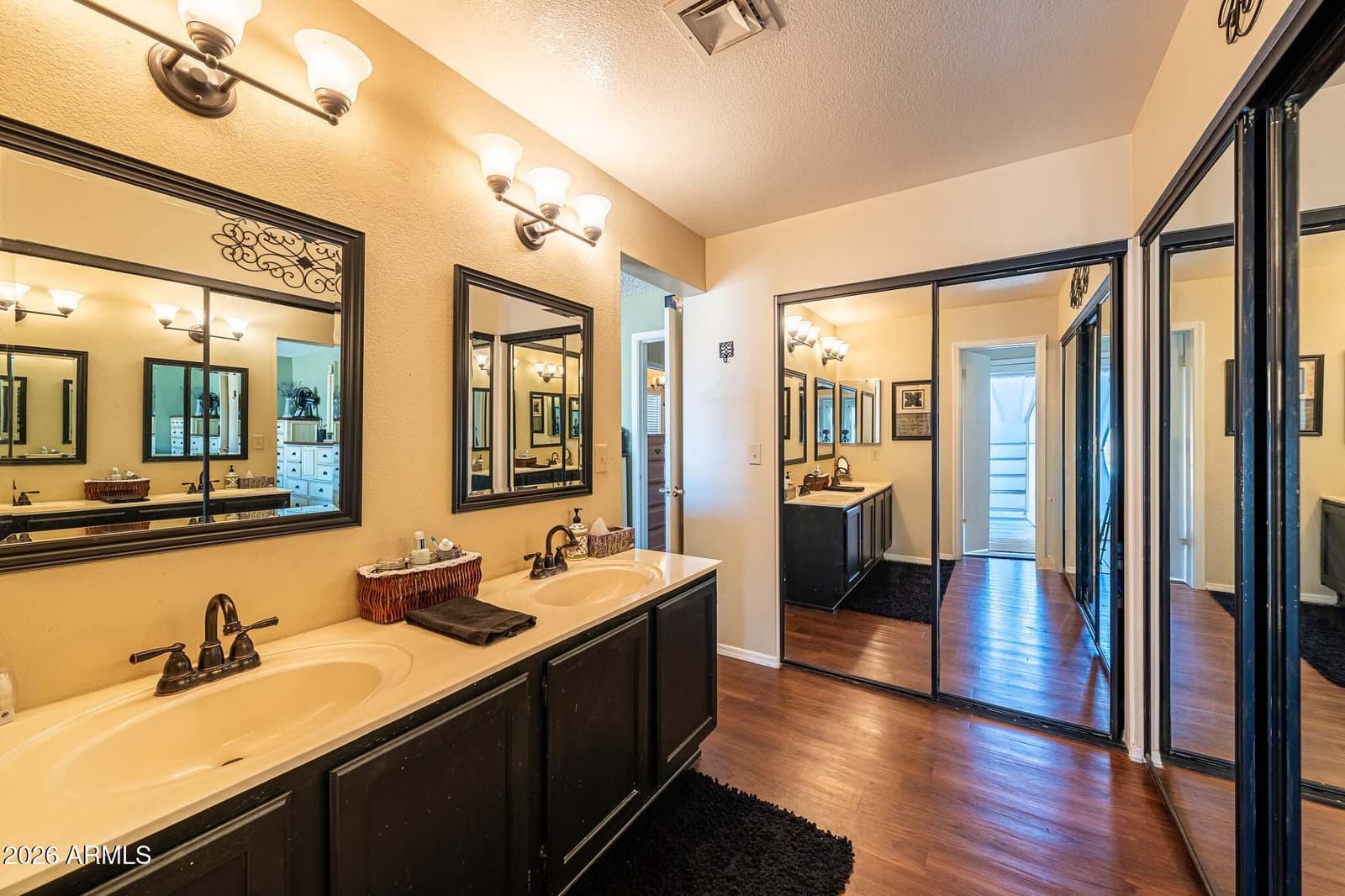 9126 W PORT ROYALE Lane, Peoria, AZ 85381 — photo 21 of 32