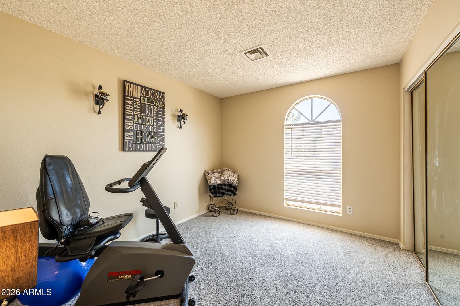 9126 W PORT ROYALE Lane, Peoria, AZ 85381 — photo 14 of 32