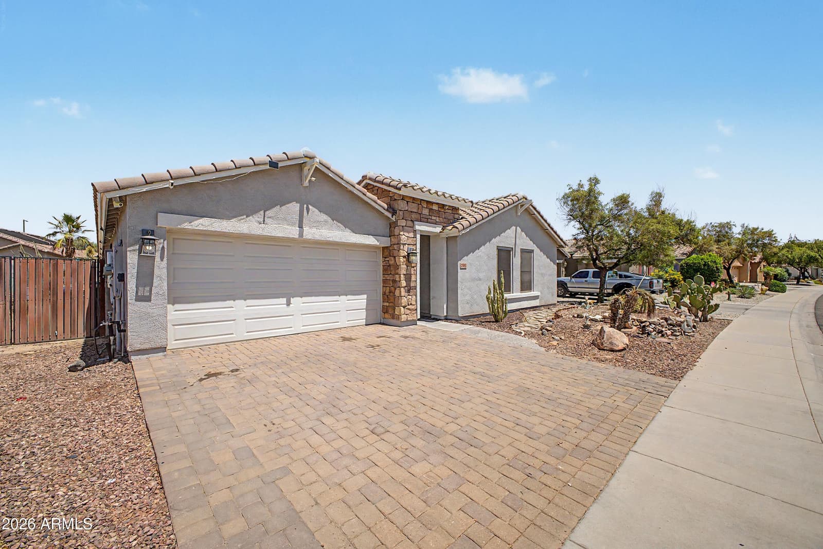25652 W RIO VISTA Lane, Buckeye, AZ 85326 — photo 2 of 32
