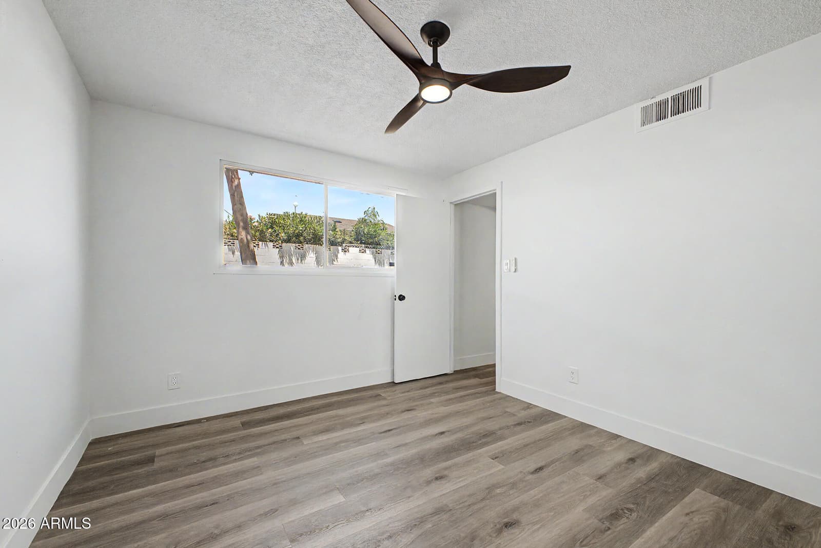 4316 W ROSE Lane, Glendale, AZ 85301 — photo 30 of 35