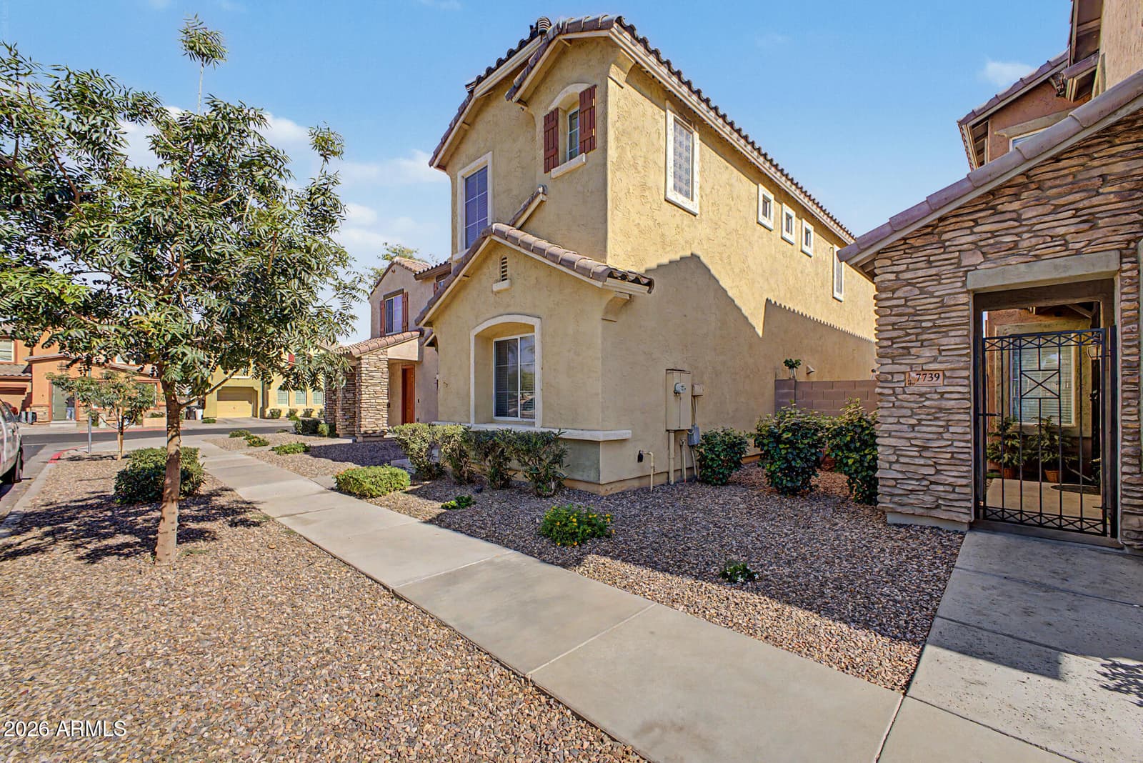 7735 W EATON Road, Phoenix, AZ 85035 — photo 3 of 83