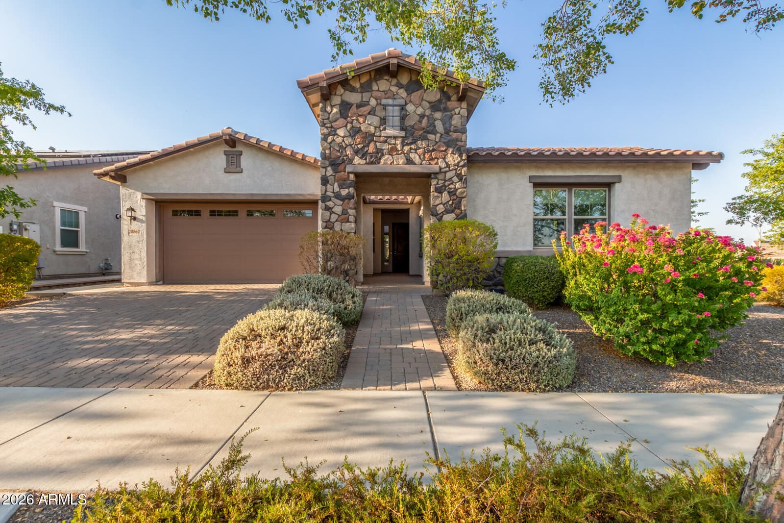20562 W HILLCREST Boulevard, Buckeye, AZ 85396 — photo 2 of 29