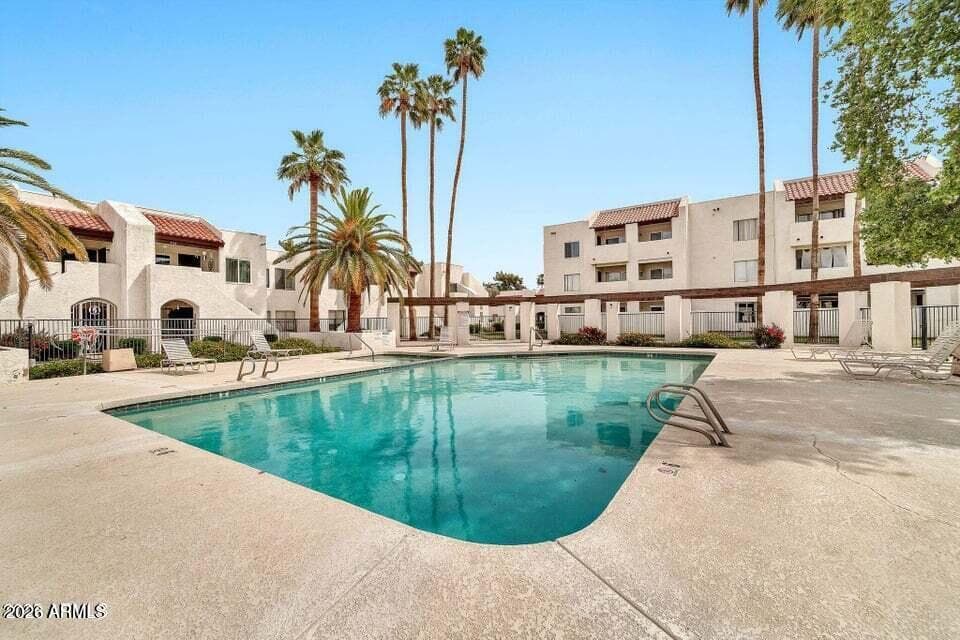 4730 W NORTHERN Avenue 2117, Glendale, AZ 85301 — photo 15 of 20