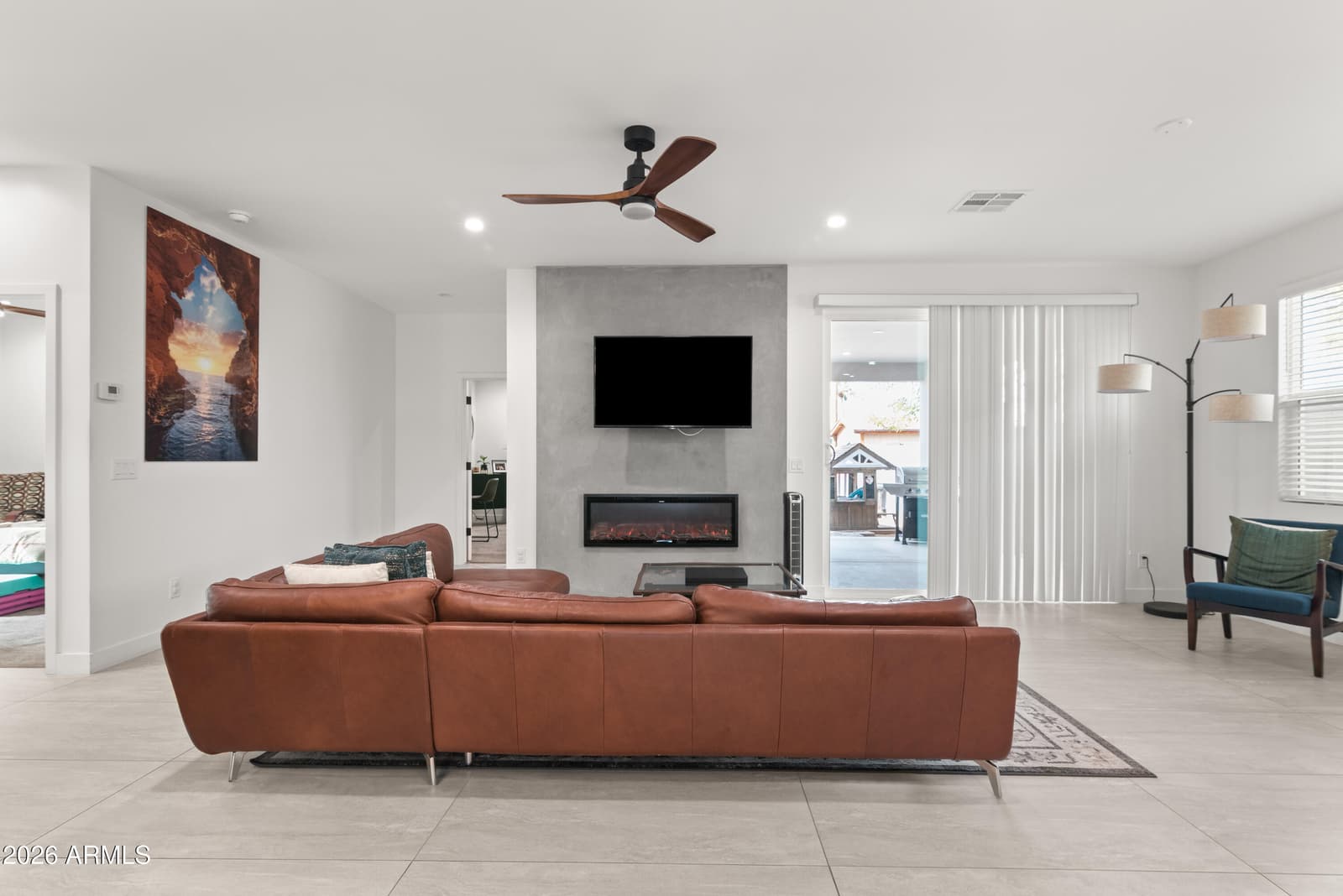 2826 N 28TH Place, Phoenix, AZ 85008 — photo 3 of 14