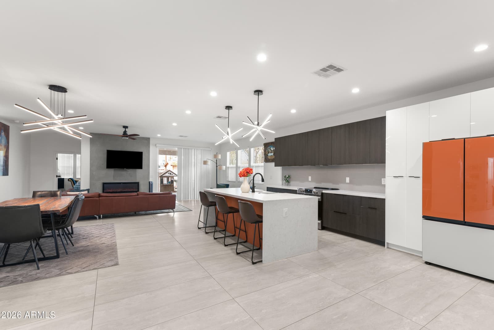 2826 N 28TH Place, Phoenix, AZ 85008 — photo 5 of 14