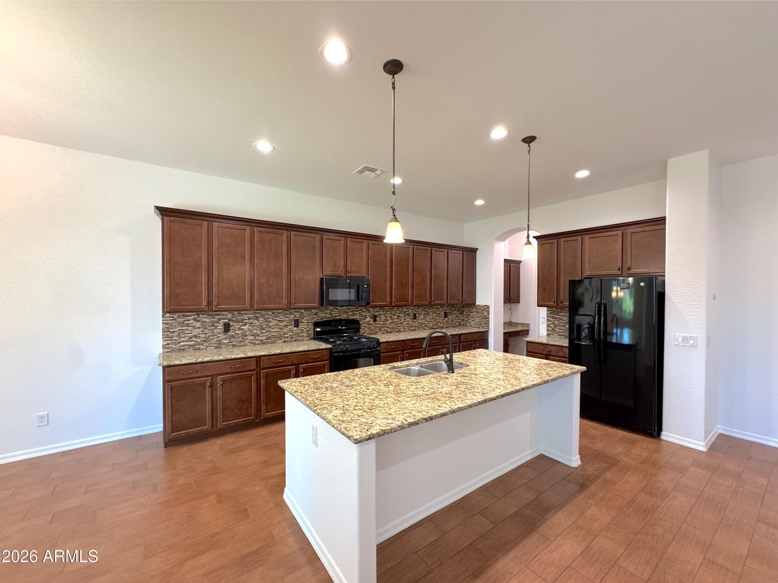 2557 E ORLEANS Drive, Gilbert, AZ 85298 — photo 6 of 33