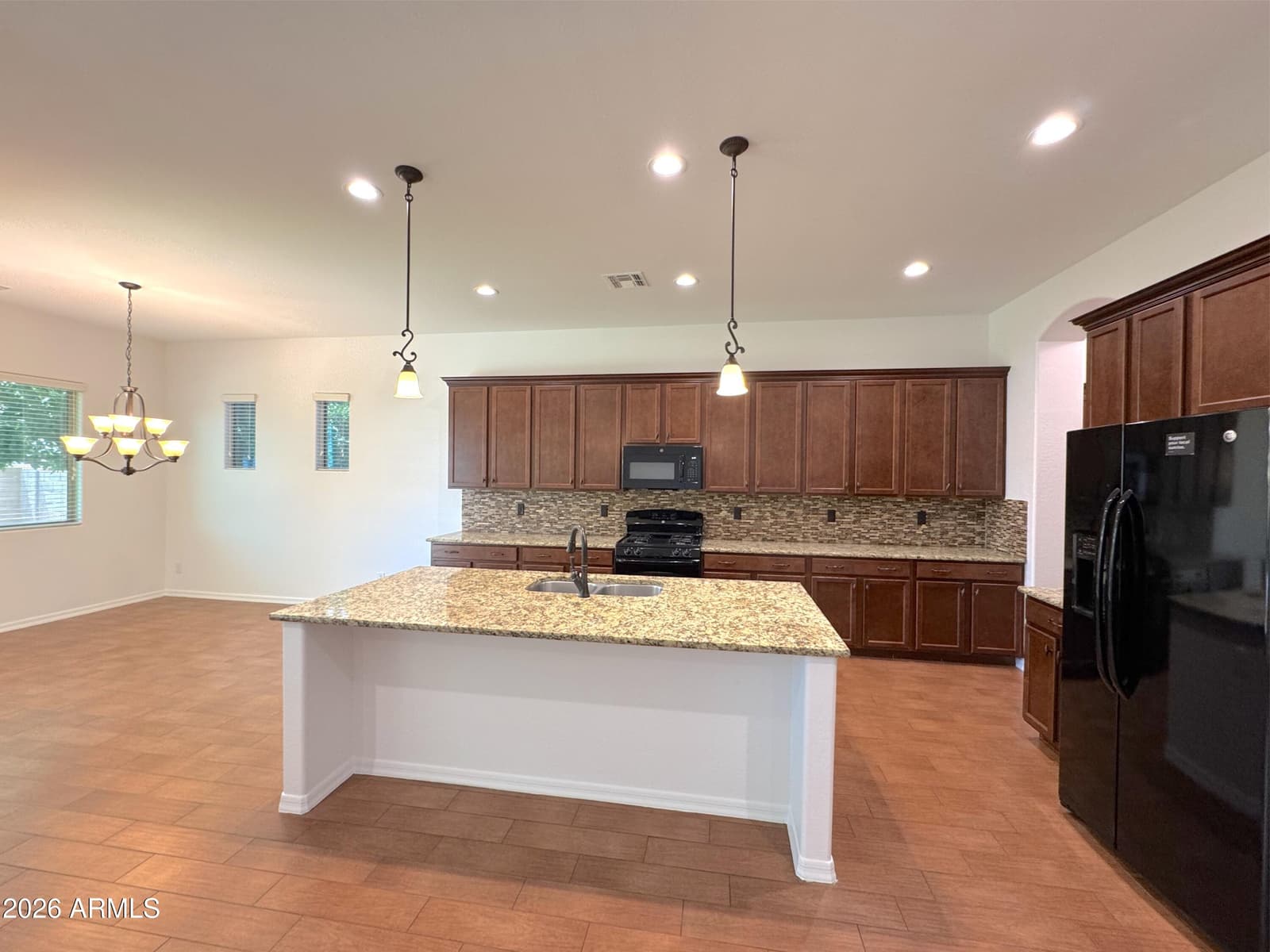 2557 E ORLEANS Drive, Gilbert, AZ 85298 — photo 5 of 33