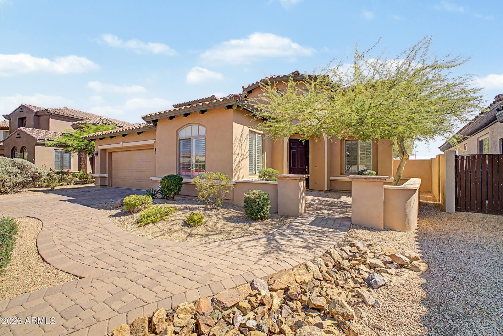 2009 W GLORIA Lane, Phoenix, AZ 85085 — photo 3 of 72