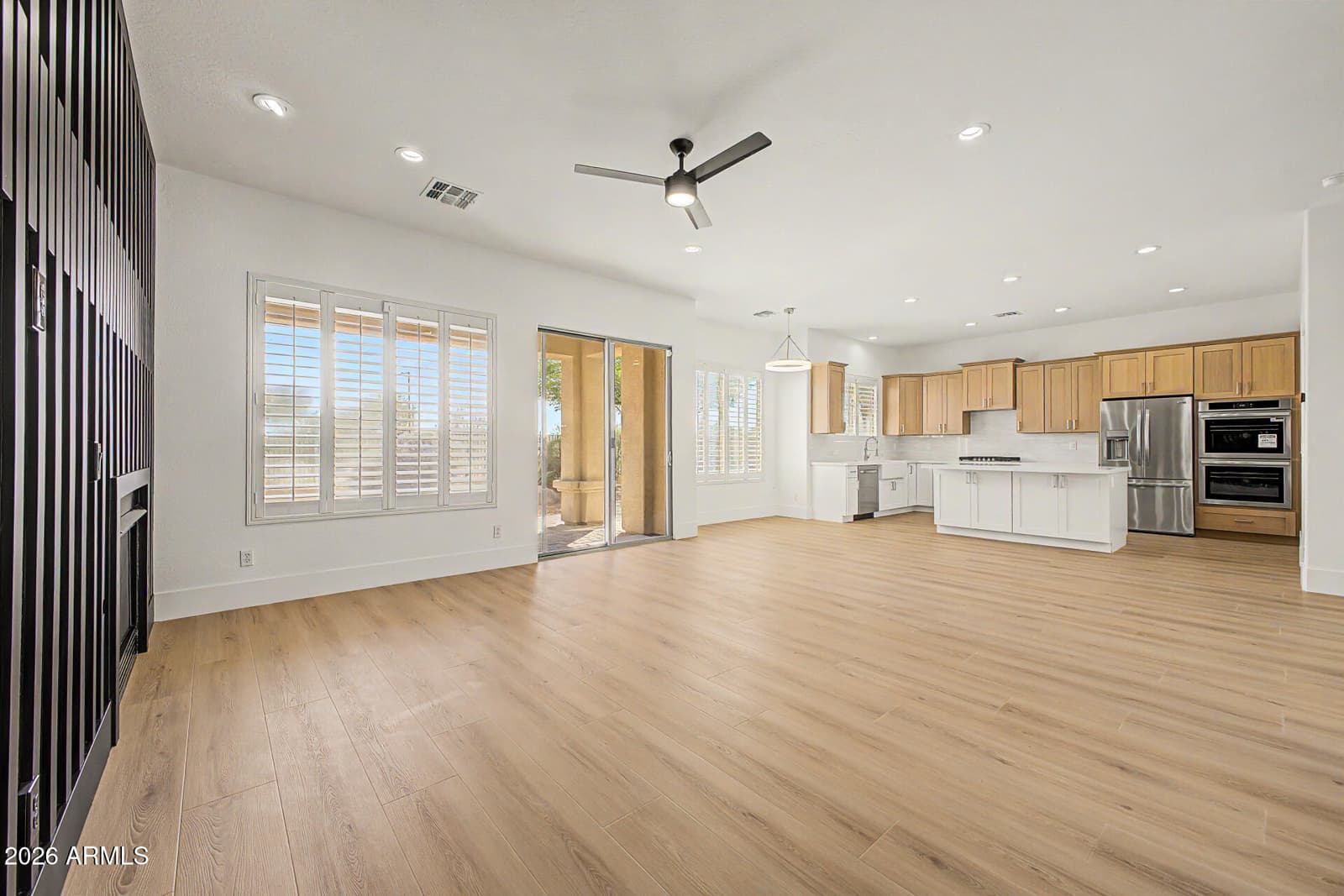 2009 W GLORIA Lane, Phoenix, AZ 85085 — photo 10 of 72