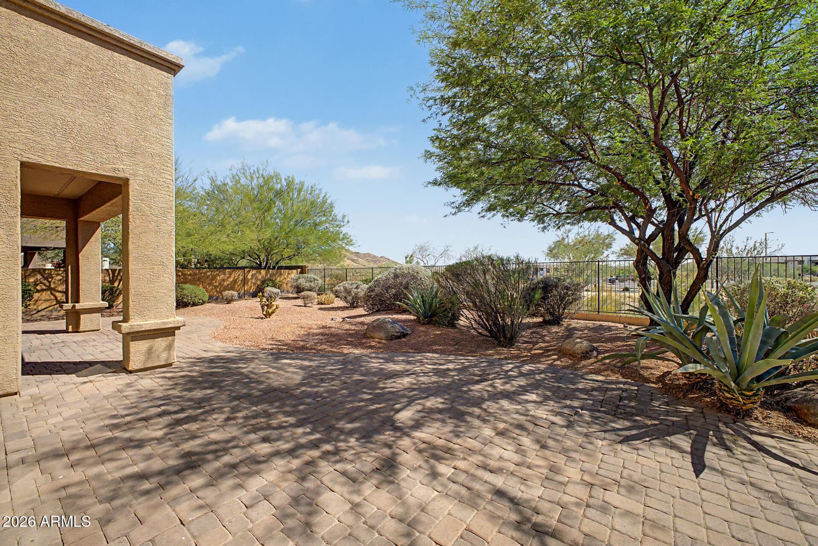 2009 W GLORIA Lane, Phoenix, AZ 85085 — photo 39 of 72