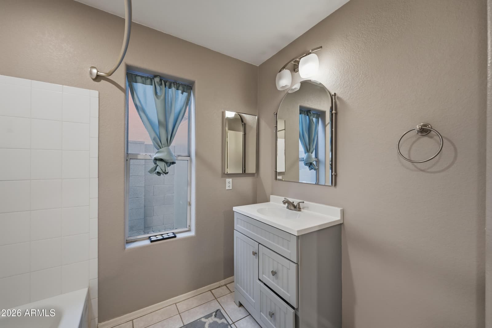 780 S PINEVIEW Drive, Chandler, AZ 85226 — photo 18 of 31