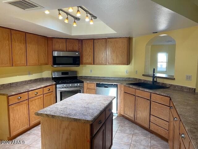 3820 E LITTLER Court, Sierra Vista, AZ 85650 — photo 11 of 49
