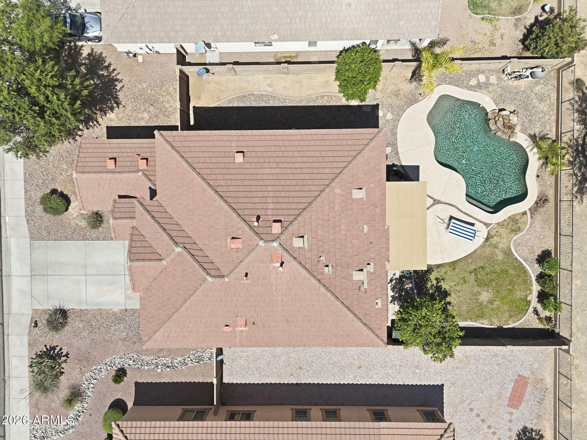 863 E MULE TRAIN Trail, San Tan Valley, AZ 85143 — photo 48 of 65