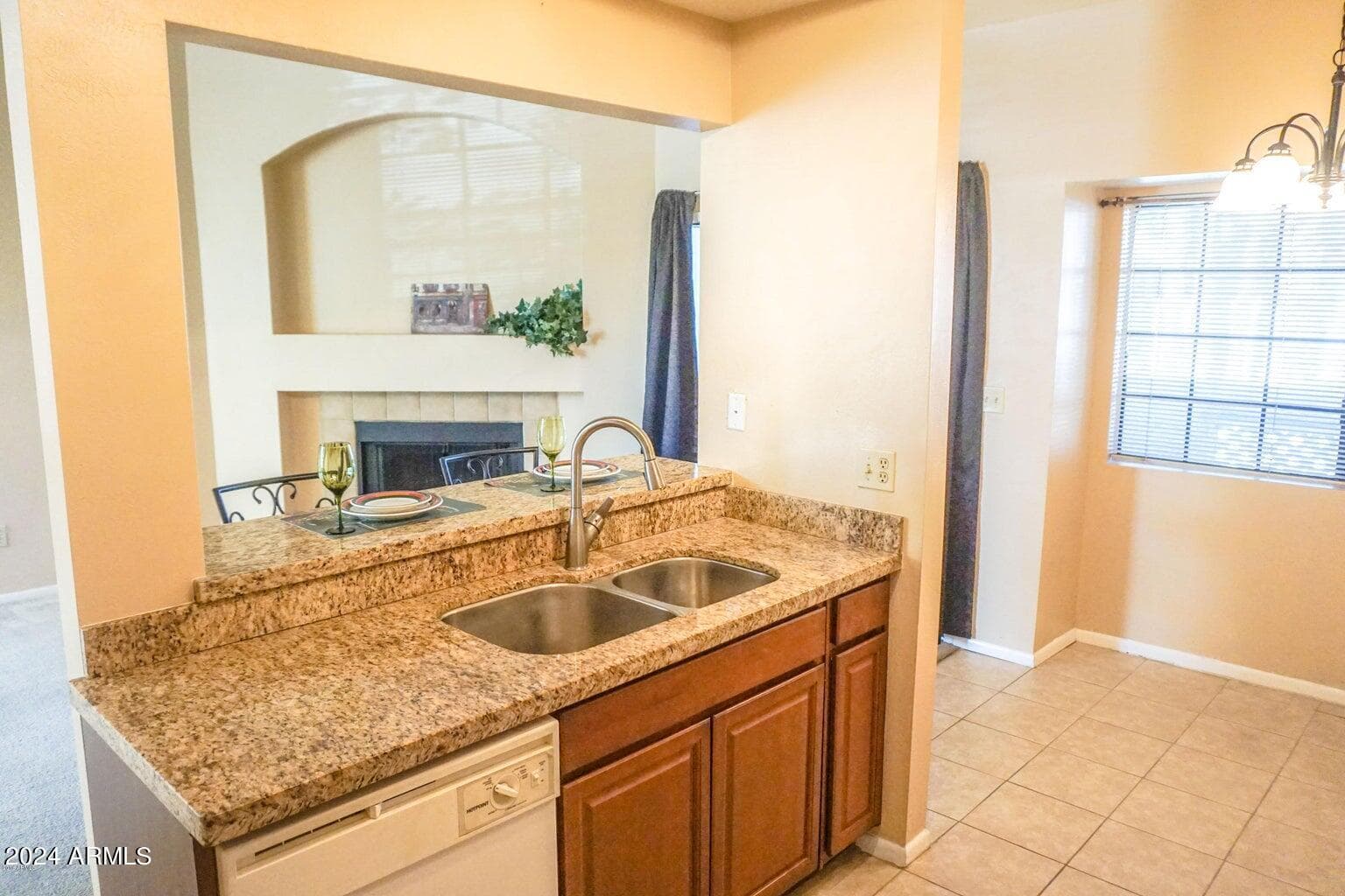 930 N MESA Drive 2027, Mesa, AZ 85201 — photo 4 of 16