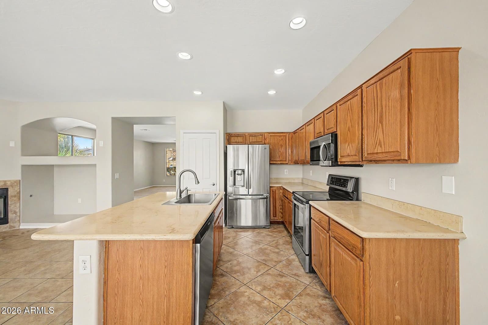 6668 S Garnet Way, Chandler, AZ 85249 — photo 12 of 61