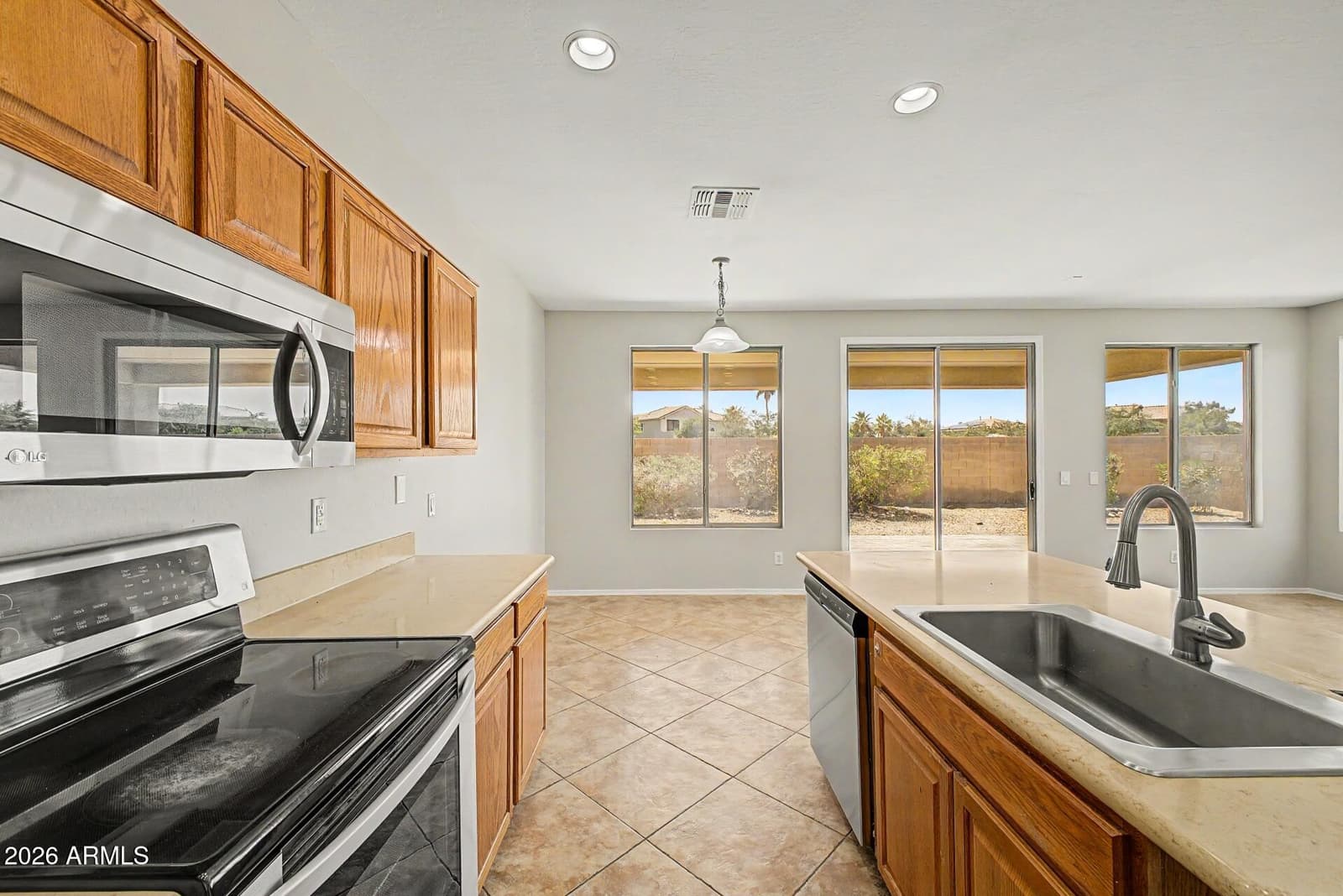 6668 S Garnet Way, Chandler, AZ 85249 — photo 13 of 61
