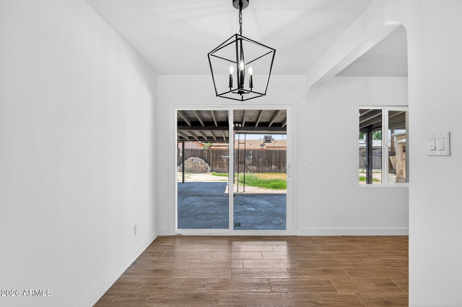5011 W FLYNN Lane, Glendale, AZ 85301 — photo 11 of 33