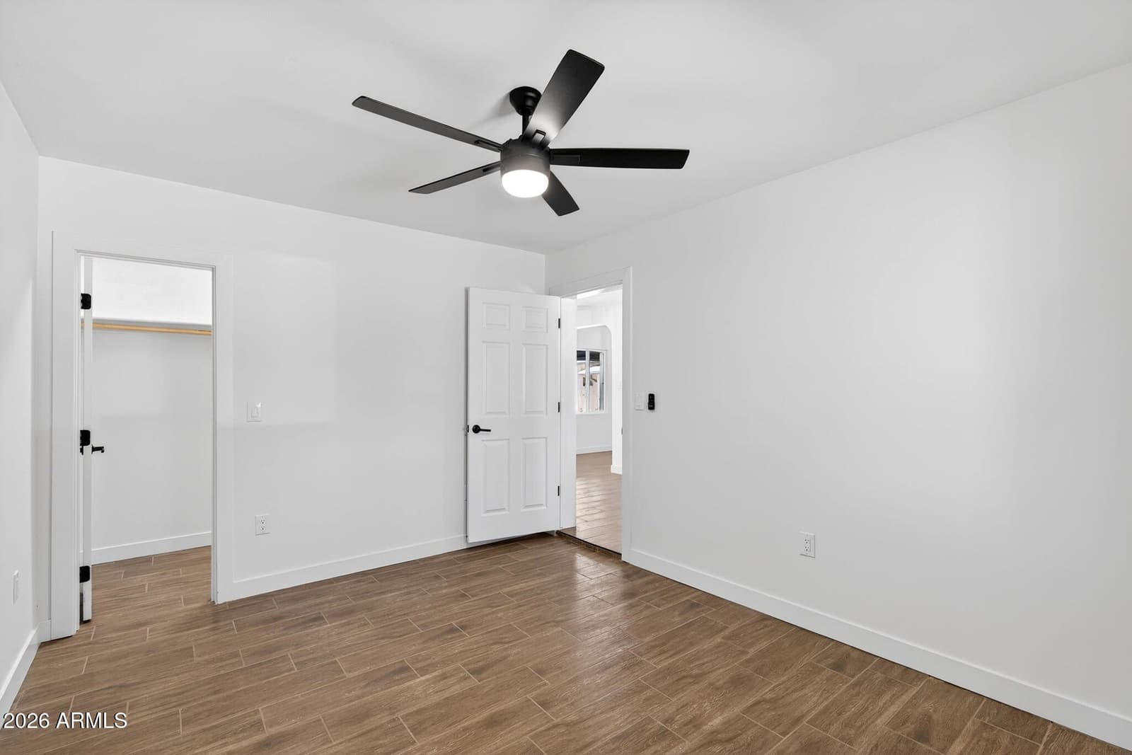 5011 W FLYNN Lane, Glendale, AZ 85301 — photo 17 of 33