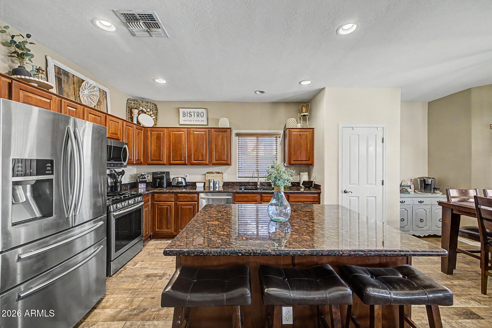 893 W TORREY PINES Boulevard, Casa Grande, AZ 85122 — photo 11 of 35