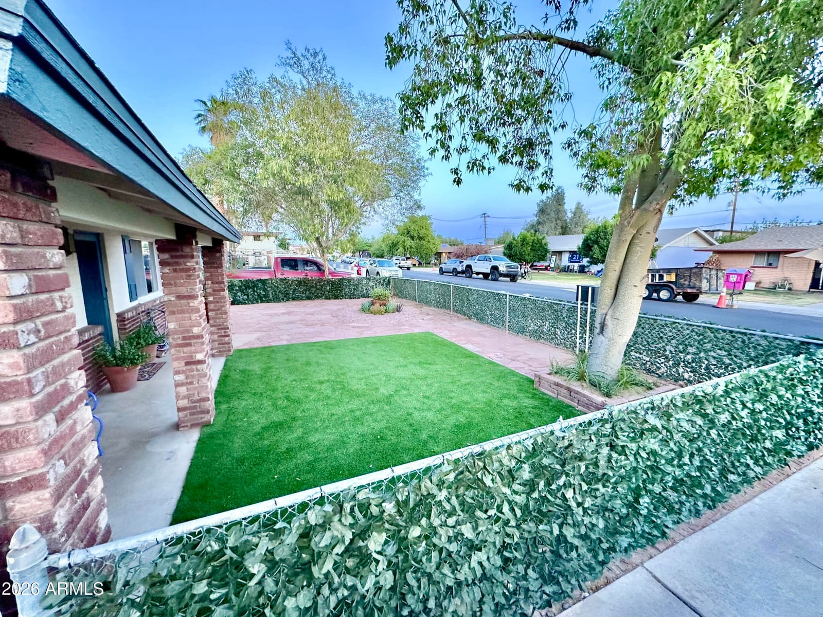 116 W ORCHID Lane, Chandler, AZ 85225 — photo 4 of 30