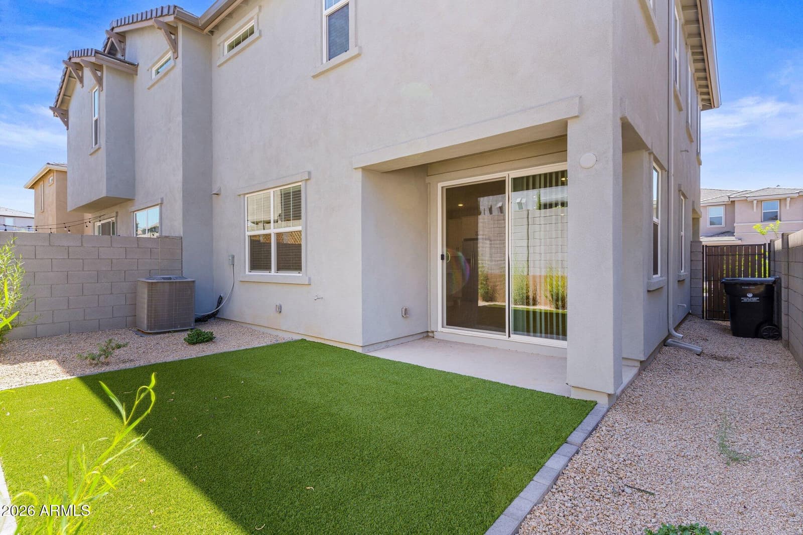 5844 E COVEY Lane, Phoenix, AZ 85054 — photo 32 of 36