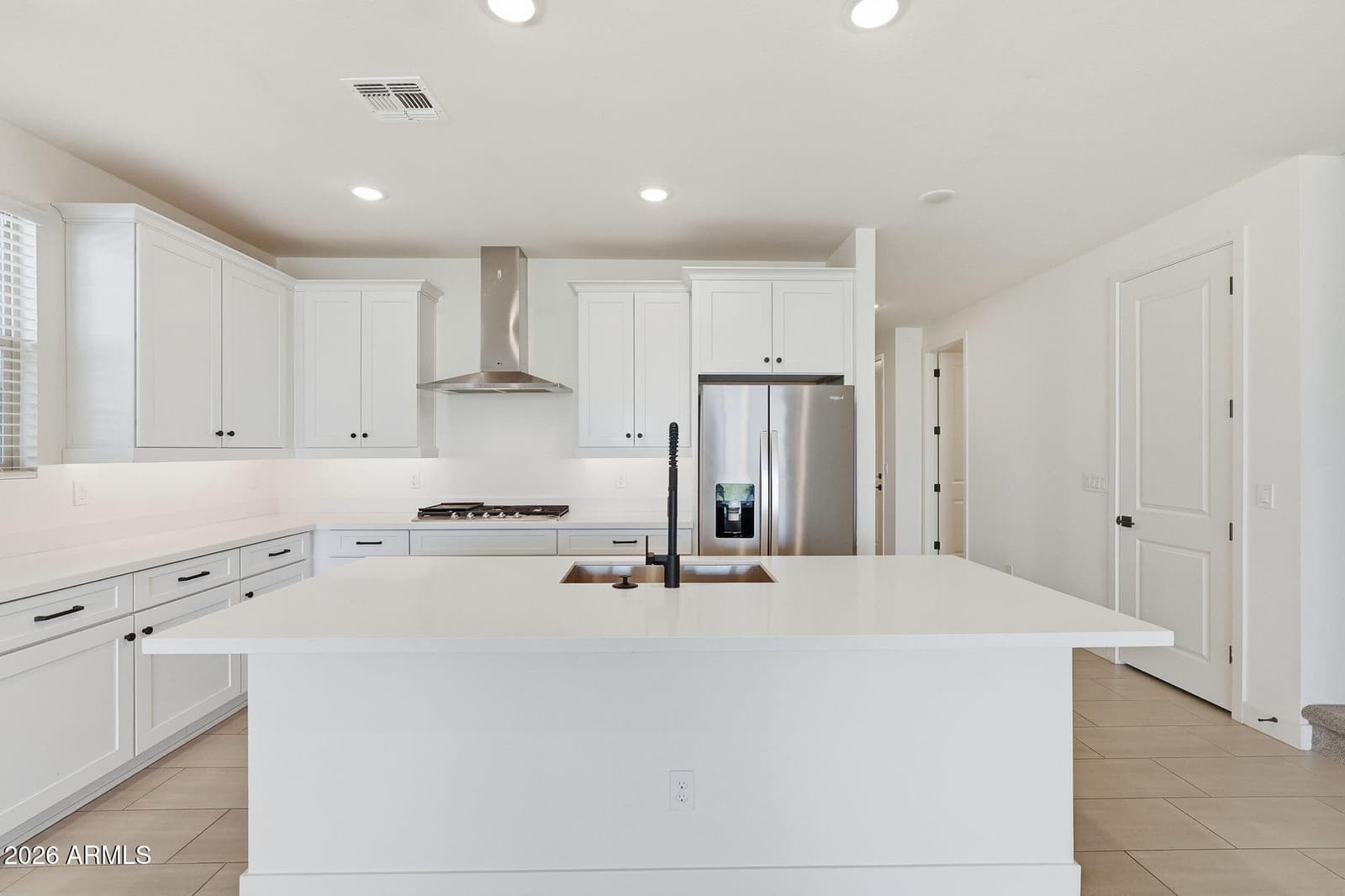 9662 E RAINBOW Avenue, Mesa, AZ 85212 — photo 4 of 40