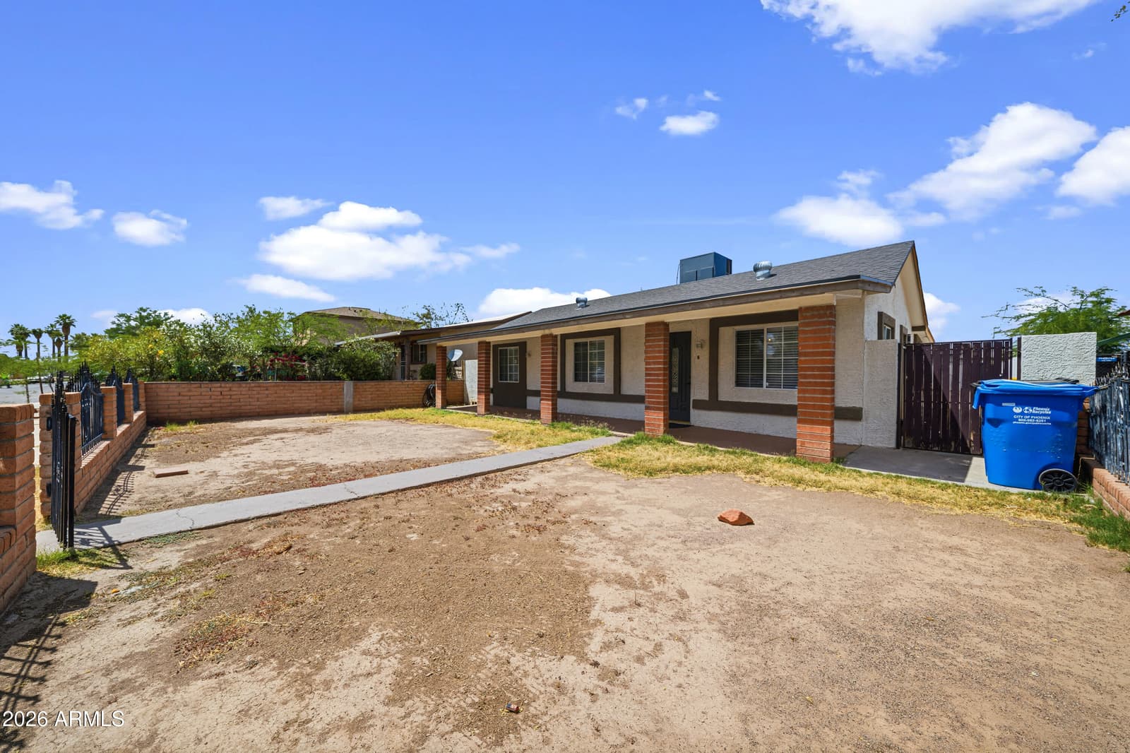 2006 W MONROE Street, Phoenix, AZ 85009 — photo 4 of 45