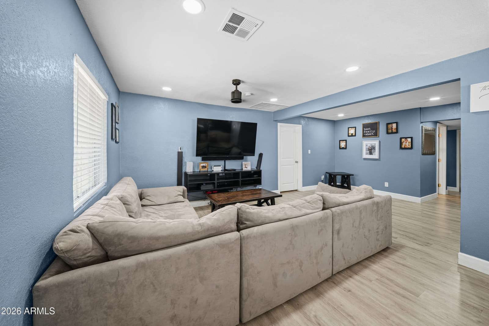 2006 W MONROE Street, Phoenix, AZ 85009 — photo 10 of 45