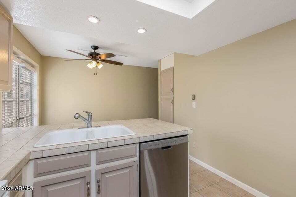 7230 E ARLINGTON Road, Scottsdale, AZ 85250 — photo 8 of 35