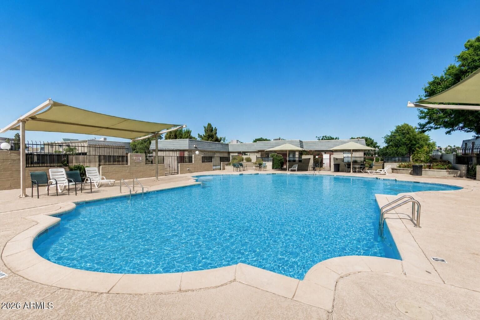 2037 W PIERSON Street, Phoenix, AZ 85015 — photo 3 of 4