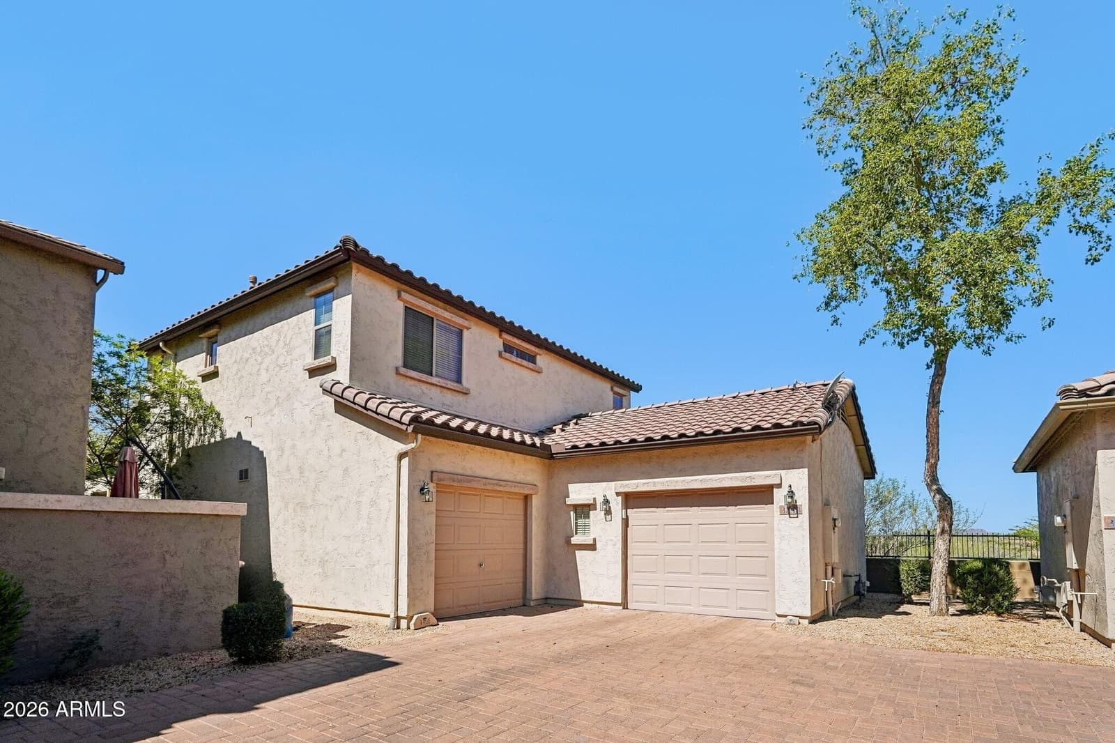 3713 W VIVIAN Court, Phoenix, AZ 85086 — photo 2 of 55
