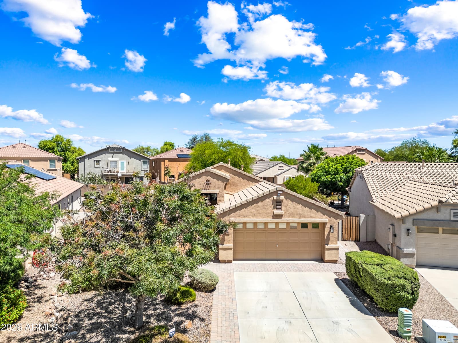 3896 E ARAGONITE Lane, San Tan Valley, AZ 85143 — photo 5 of 72