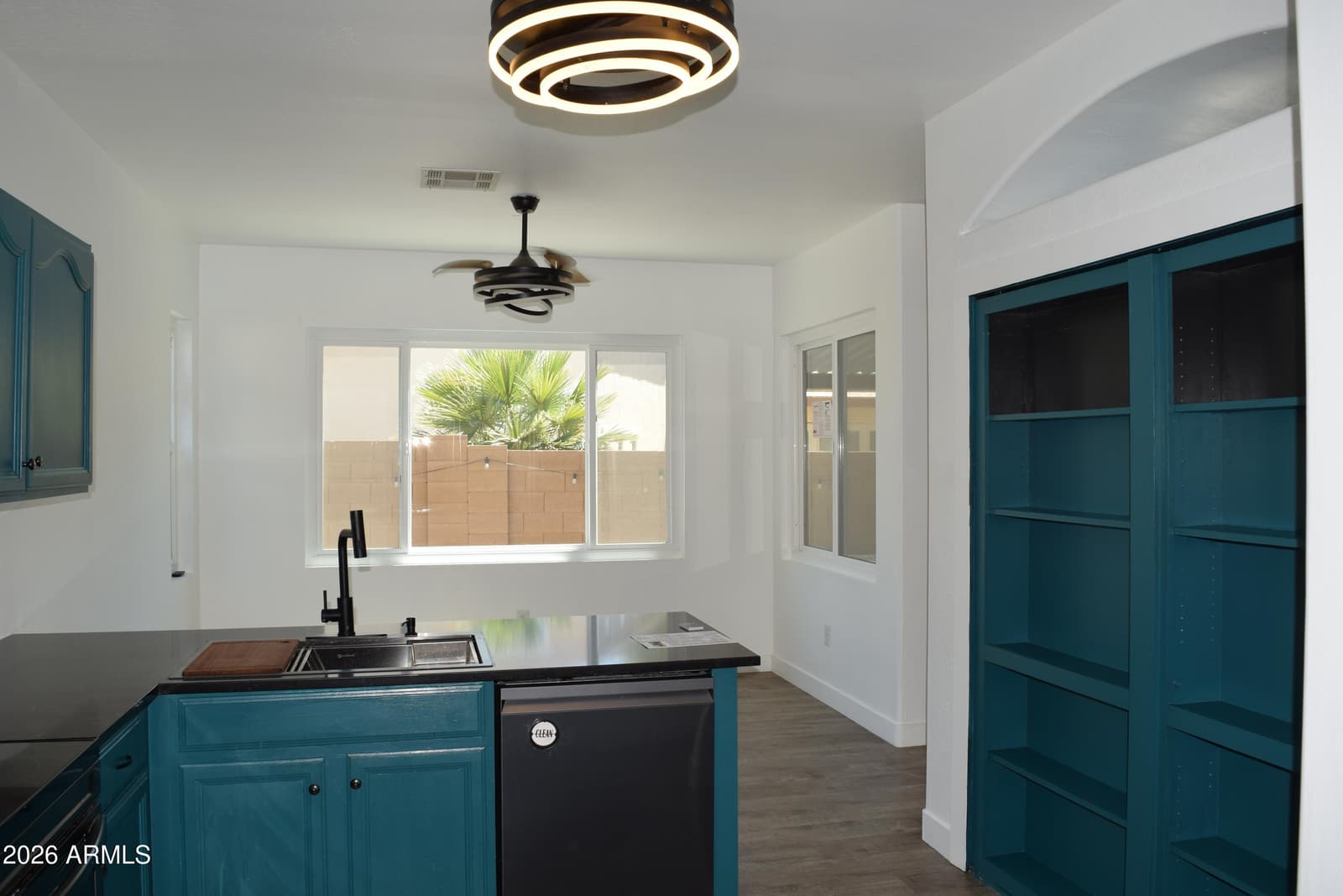 3029 W Villa Cassandra Drive, Phoenix, AZ 85086 — photo 11 of 82