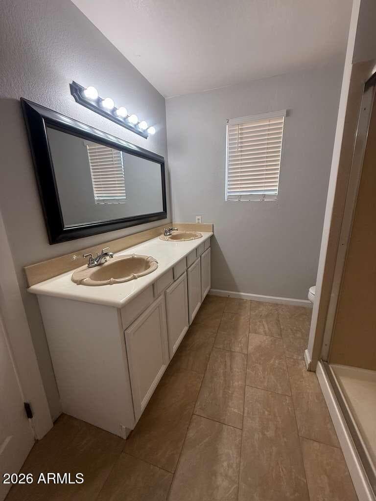 1511 E FREMONT Road, Phoenix, AZ 85042 — photo 9 of 12