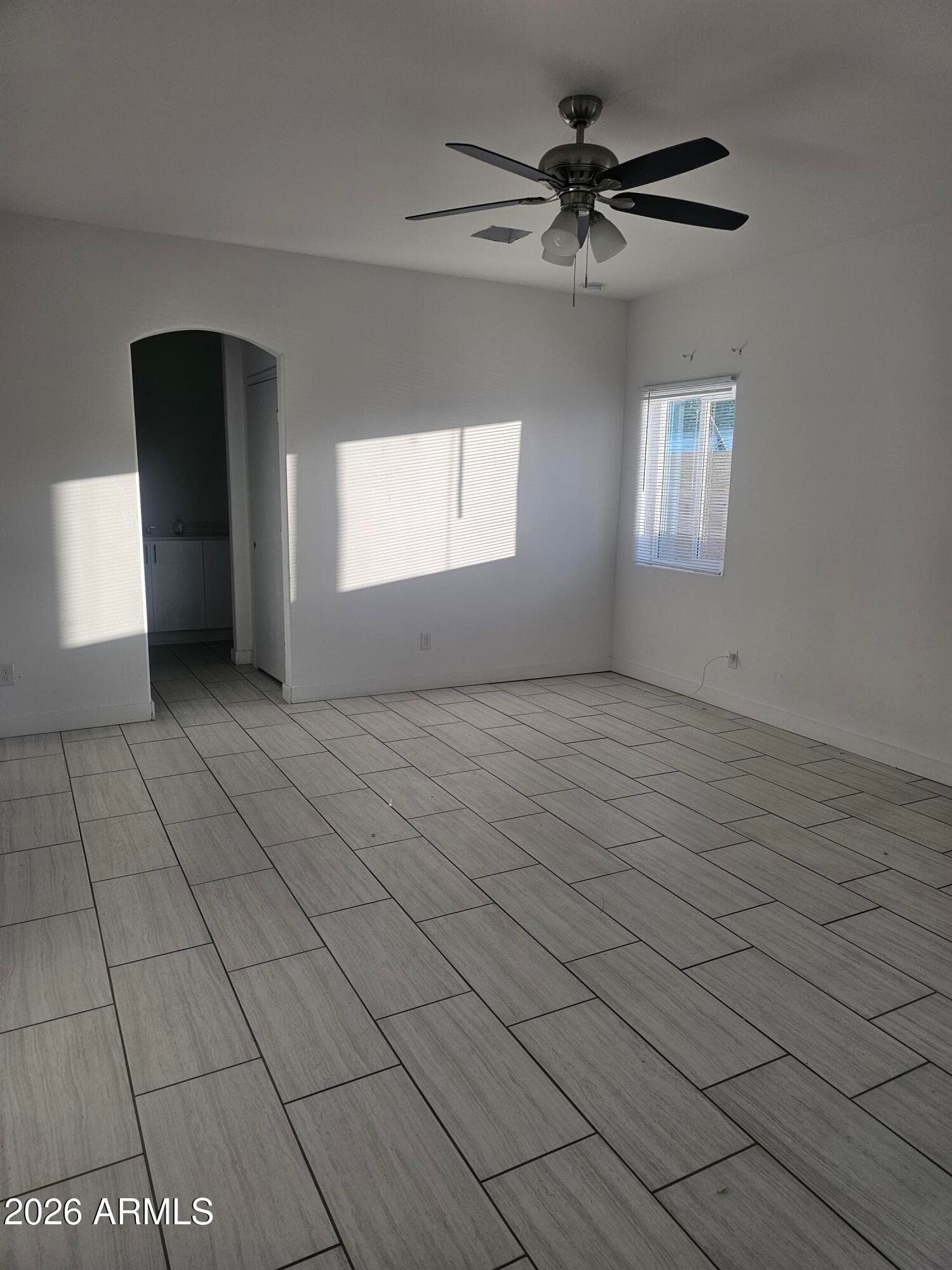 3021 W ALMERIA Road, Phoenix, AZ 85009 — photo 12 of 17
