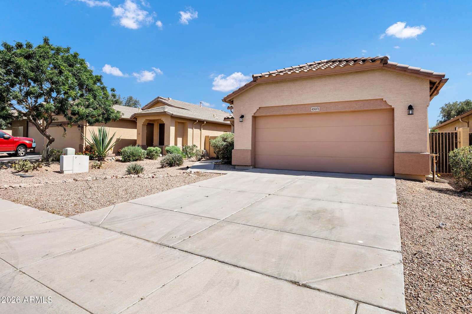 45071 W Yucca Lane, Maricopa, AZ 85139 — photo 2 of 28