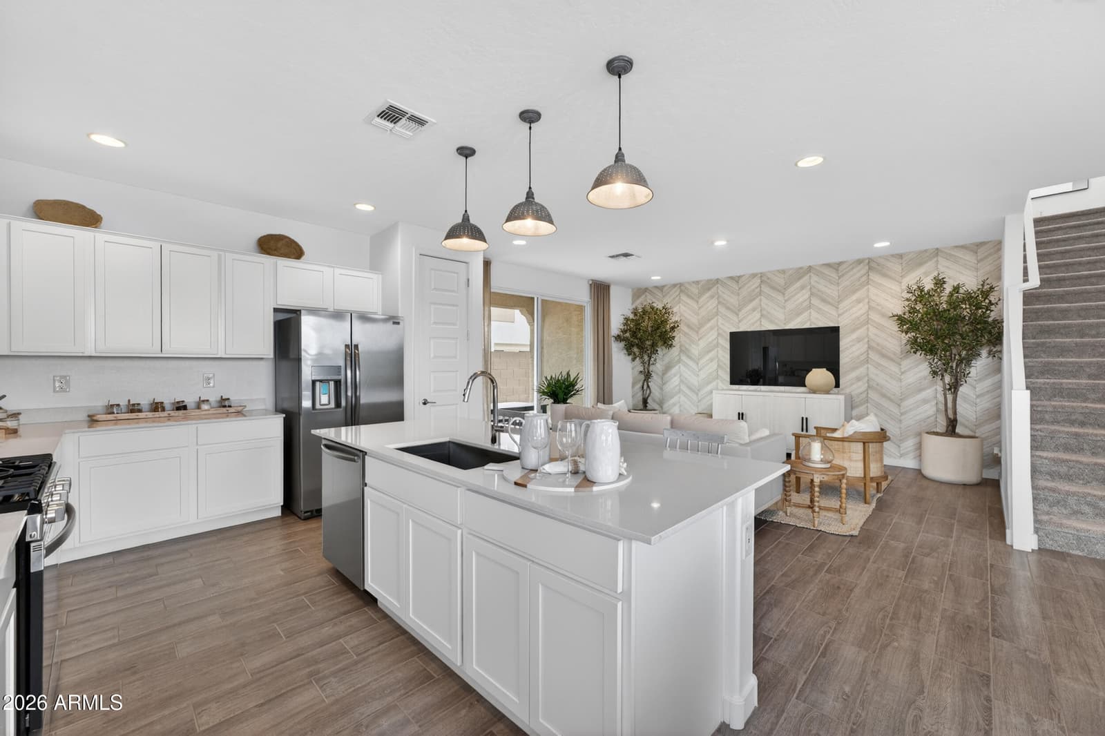 10207 E ULYSSES Avenue, Mesa, AZ 85212 — photo 13 of 42