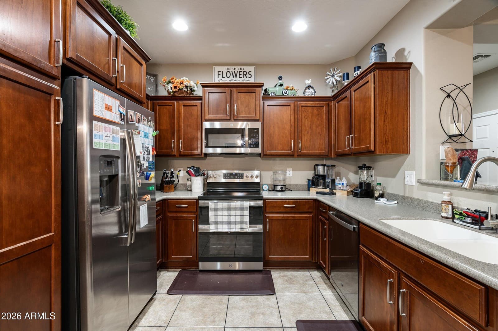 5341 W MARCUS Drive, Phoenix, AZ 85083 — photo 12 of 32